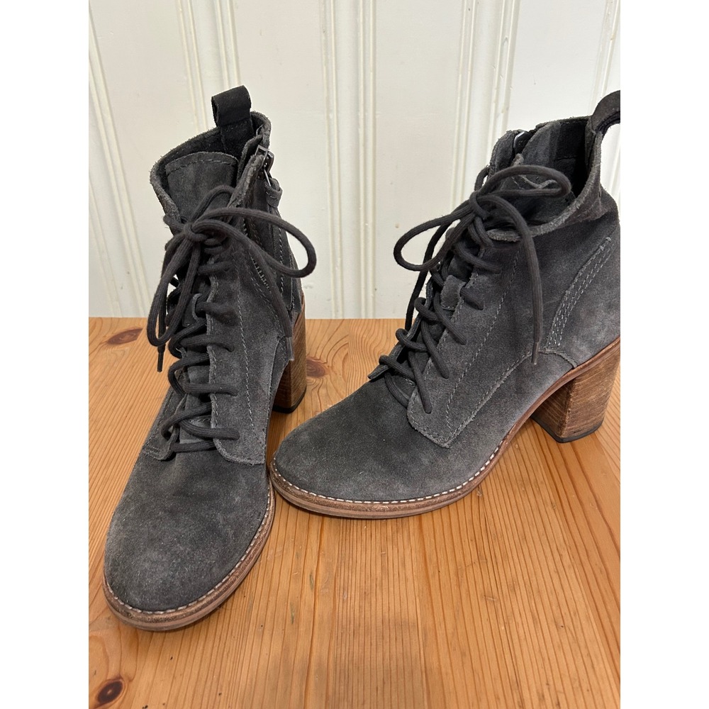 Dolce Vita Womens Gray Suede Lace Up Block Heel Ankle Boots Size 8
